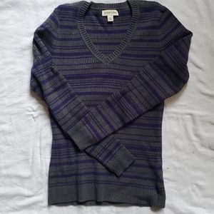 St. John's Bay Sweater-Medium Juniors